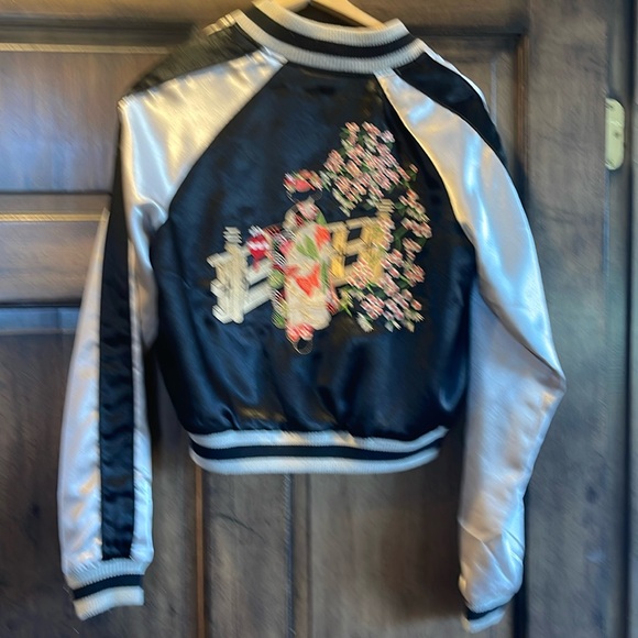 !Jeans Ladies Japanese designed Jakcet Size M - Picture 1 of 3